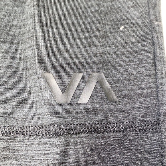 Men’s large RVCA able short 18 inches - Picture 3 of 10